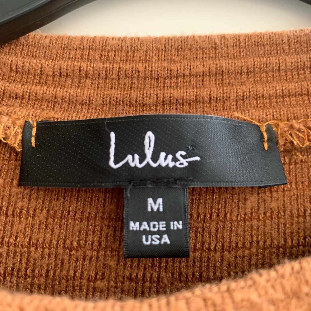Lulu's Rust Ribbed Puff Sleeve Blouse - Picture 6 of 13